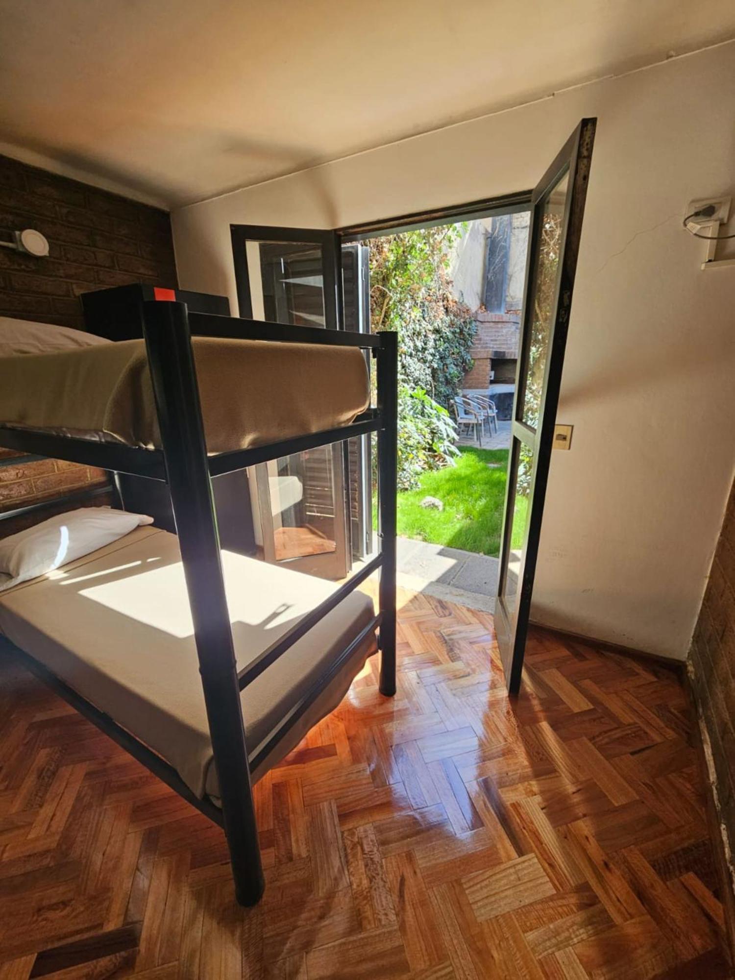 Dakar Hostel Мендоса Екстер'єр фото